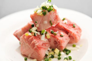 �������J���r